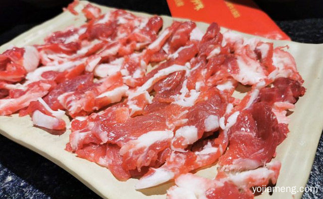是什么原因让牛肉火锅如此受消费者的喜爱，可以了解一下？