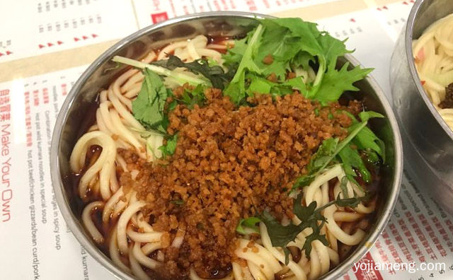 著名的成都小吃，四川担担面，值得了解一下？