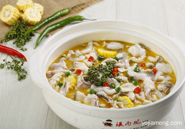 溪雨观酸菜鱼用哪种鱼制作的，详细看看！