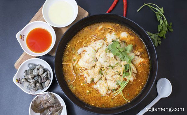 无需经验也可以经营好一家快餐酸菜鱼店，经验告诉我们，值得了解一下？