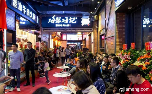 分析原因有以下几点，乡镇牛肉火锅店没生意，可以了解一下？