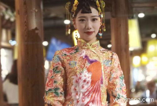 抖音上重庆火锅跳舞的女孩是谁，推荐了解！