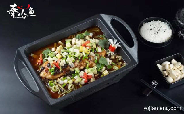 再造烤鱼新神话，秦小鱼烤鱼饭，推荐看！