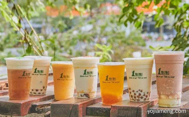 长沙加盟1点点奶茶店费用，值得看！