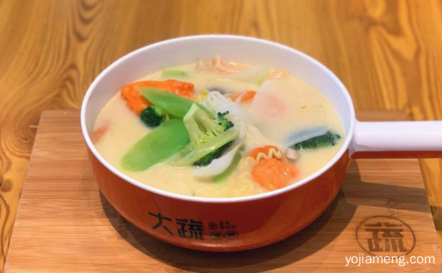 麻辣烫和烫捞店有什么不同，值得了解！