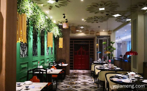 为什么创业者首选餐饮行业餐饮行业优势在哪里，推荐了解一下？