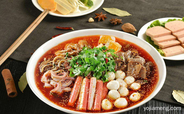 为什么冒菜的价格比麻辣烫贵，值得看！