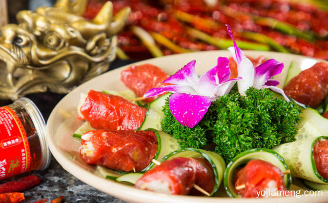 如何来找到可靠的火锅加盟项目，可以了解一下哈