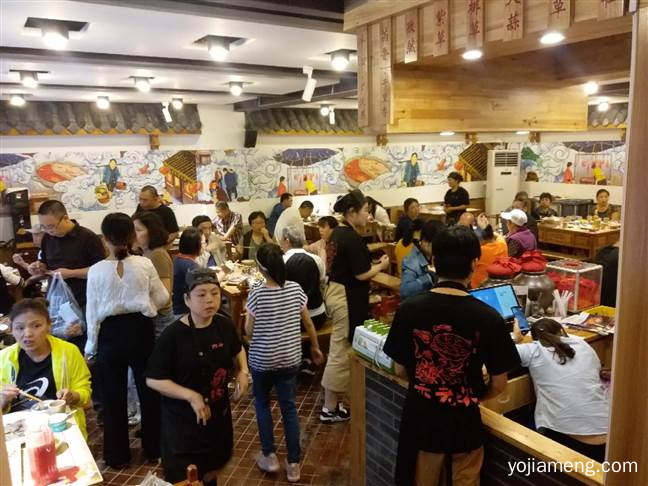 热烈祝贺重庆香老坎火锅大竹林店盛大开业，值得了解！