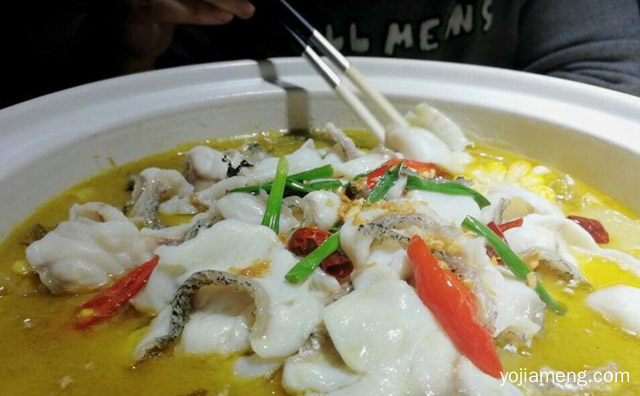 优秀的酸菜鱼加盟企业都有哪些特征，餐饮快餐市场中，推荐了解一下？