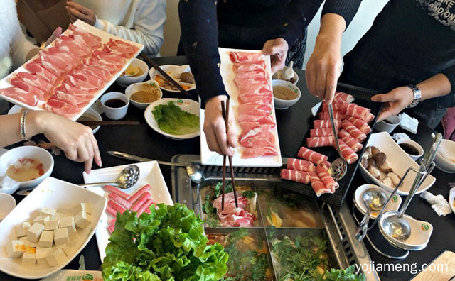 火锅店是加盟好还是自己学好，值得看！