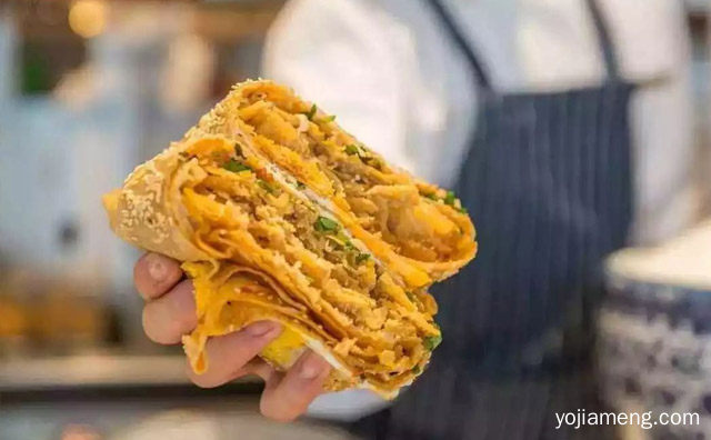 煎饼果儿都是自己做的吗，详细了解一下！