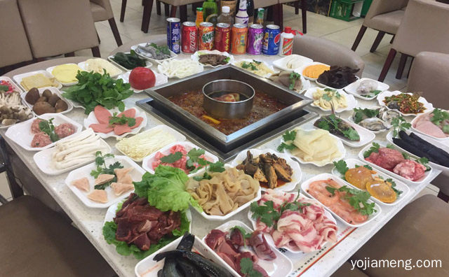 小型自助火锅店服务员都需要干什么，推荐了解一下？