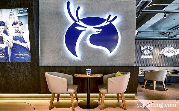 瑞幸咖啡在上海、深圳启动NBA中国赛主题店，推荐了解！