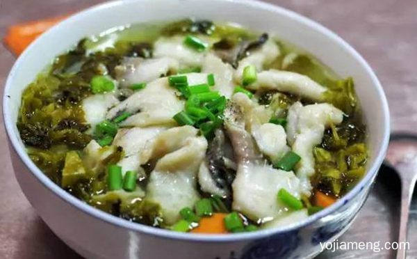 一道源自重庆的经典菜品，田哥酸菜鱼，推荐了解！