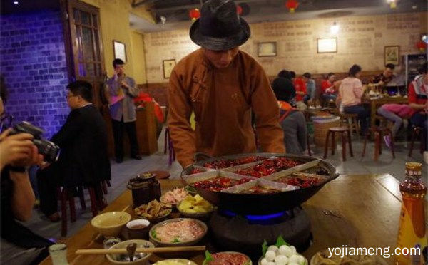 兵船老火锅，可以了解一下哈
