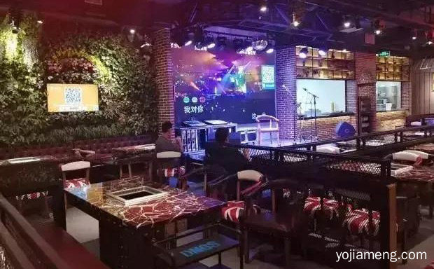 深层次解读东门故事酒吧式火锅，打造特色品牌，值得了解！