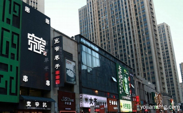 成都串串香哪家味道好舌尖美味这里寻，可以了解一下哈