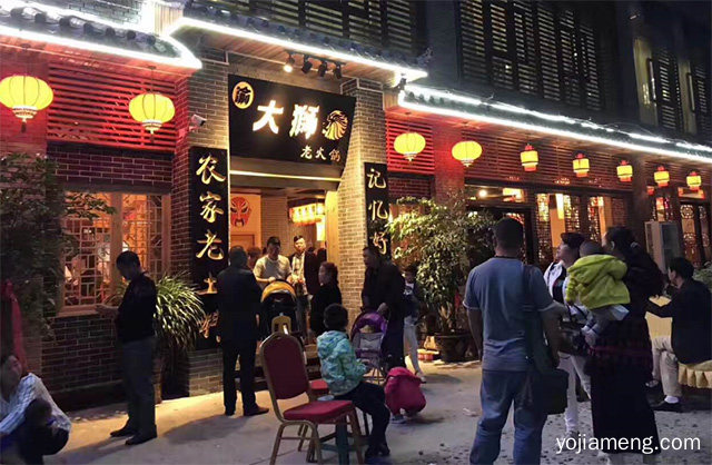 这些重庆火锅店面不可忽视，重庆吃火锅哪里更正宗，值得了解！