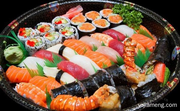 让顾客吃到更纯正的日本寿司，吉啦啦回转寿司，详细了解一下！