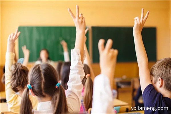 学生.jpg