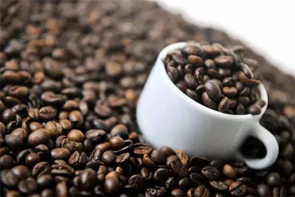 奶茶加盟行业向好，COSTA跨界卖奶茶