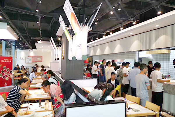 吉阿婆麻辣烫怎么样